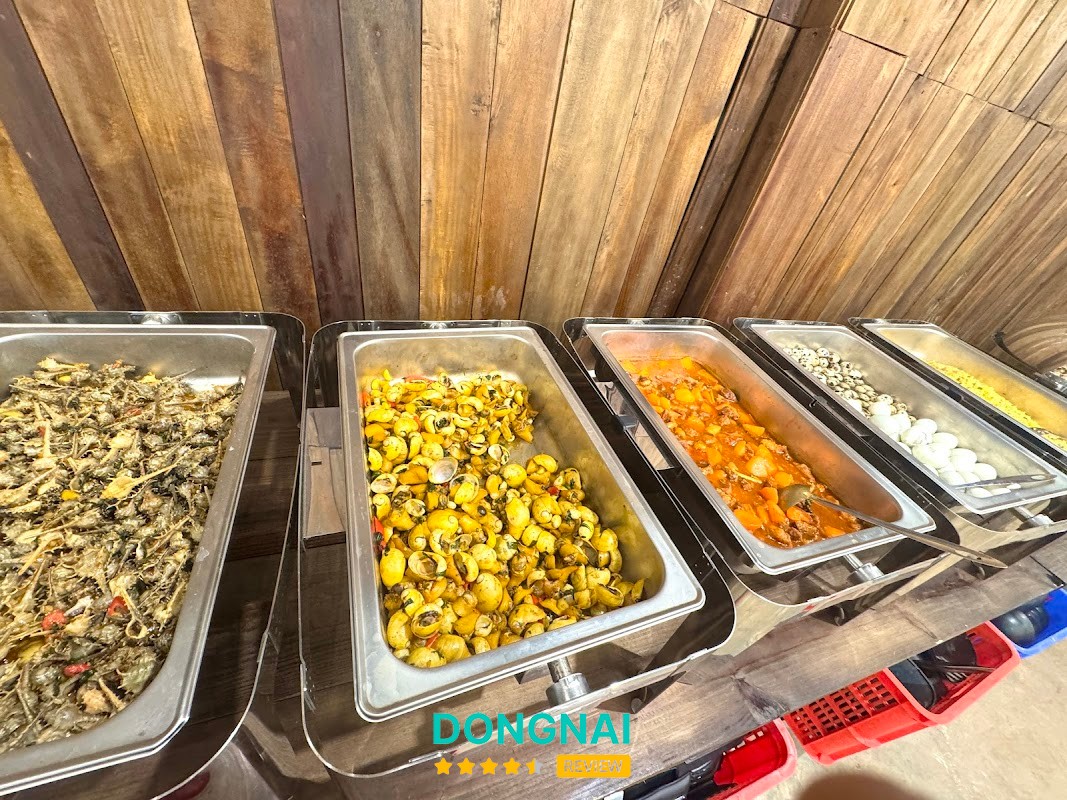 Buffet Nhà Gỗ – 168 Đặng Thai Mai, Bình Phước, Đồng Nai, Việt Nam hình ảnh 3
