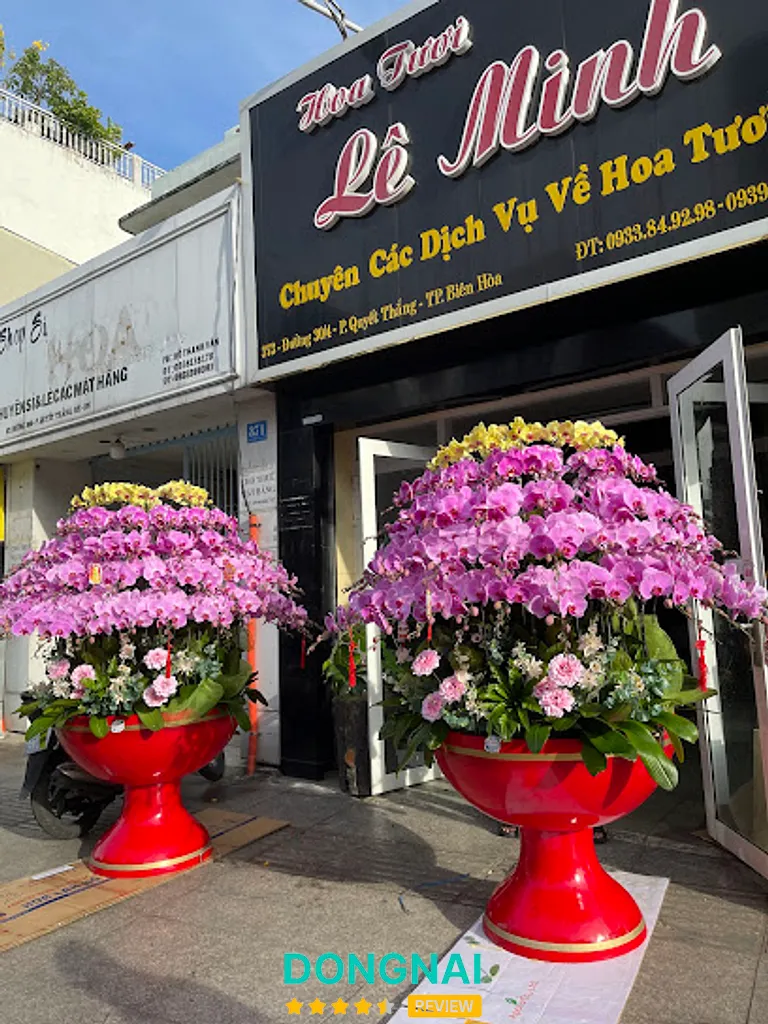 Hoa tươi Lê Minh: 373 Đường 30 Tháng 4, P. Trấn Biên