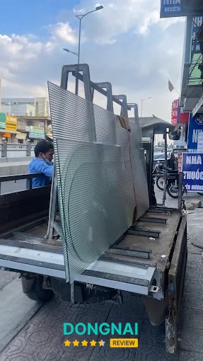 Nhà Máy Kính Cường Lực Hoàng Tuấn Biên Hòa