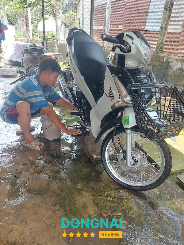 Uy Lực Long Thành