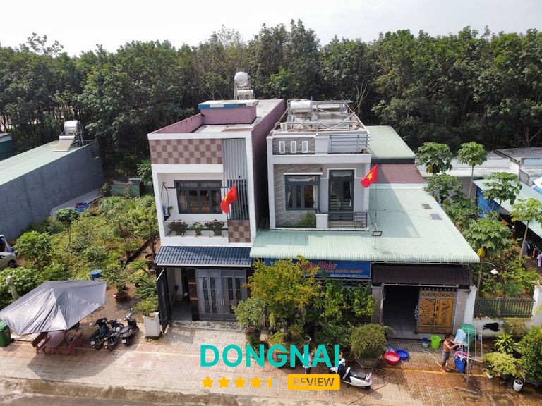 TÝ ANH RỬA XE Dầu Giây