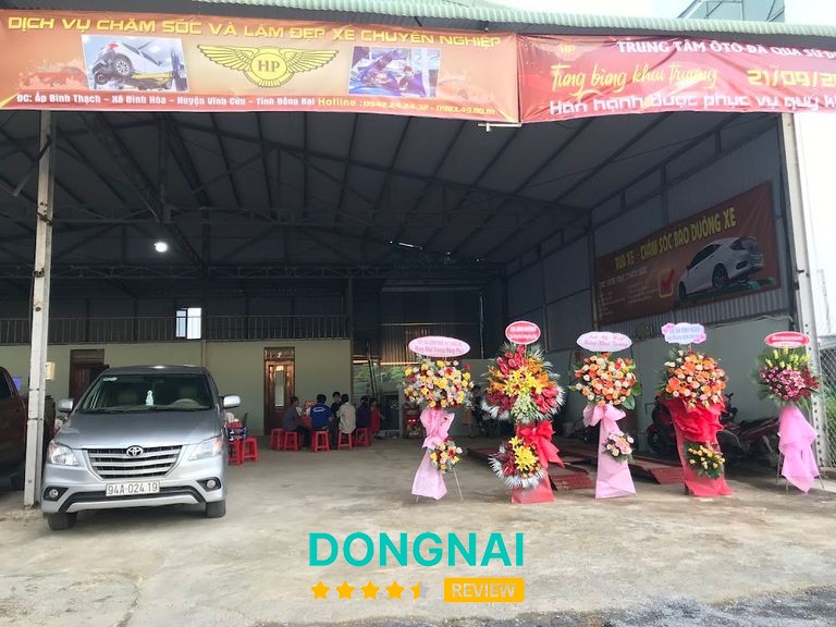Rửa Xe và Dịch Vụ Chăm Sóc Xe Du Lịch – hình ảnh 2