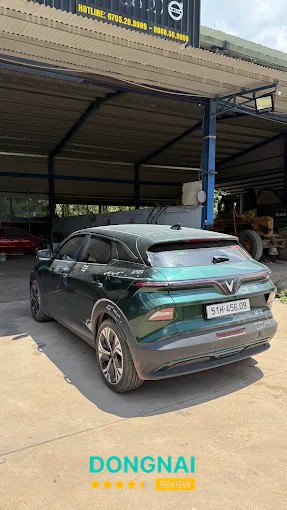 GARAGE OTO TRẢNG BOM