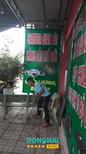 Camera Phạm Lưu & Long Khánh – hình ảnh 2