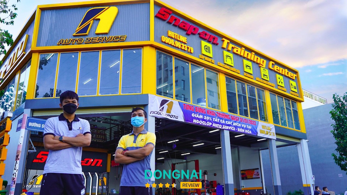 Khu vực chăm sóc xe tại Ngọc Lốp Biên Hoà