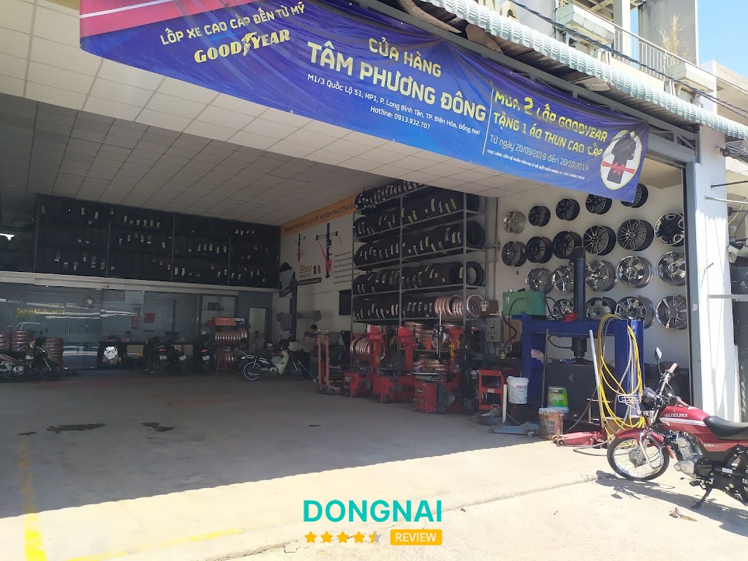 Khu vực dịch vụ tại Tâm Phương Đông