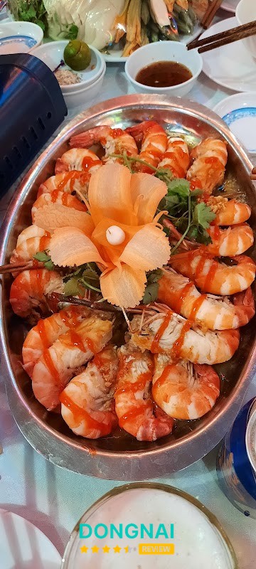 Sảnh Nhà Hàng Tiệc Cưới Sáu Băng
