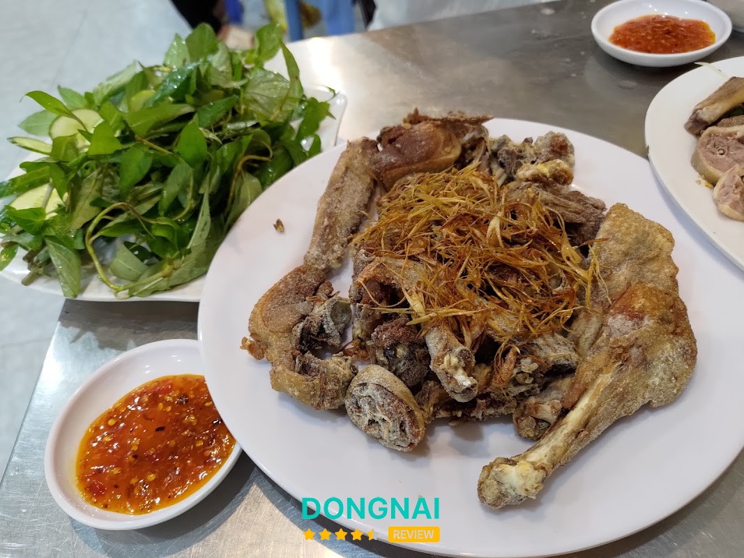 Trung Tâm Sự Kiện - Tiệc Cưới Sông Thương – hình ảnh 2