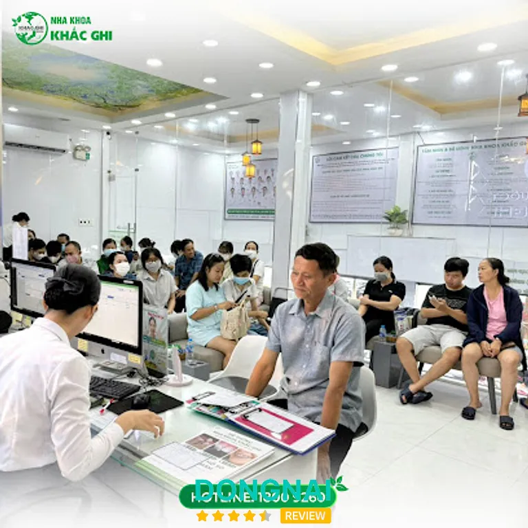 Nha khoa Khắc Ghi: 8 Nguyễn Ái Quốc, P. Trấn Biên