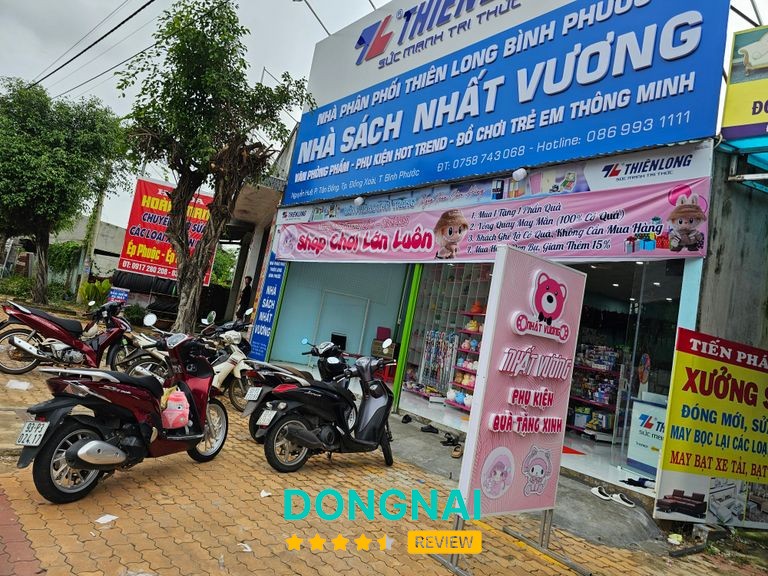 Nhà sách Nhất Vương Bình Phước