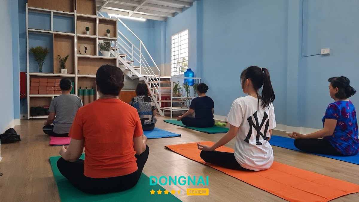 YOGA NHÀ CHUNG – hình ảnh 3