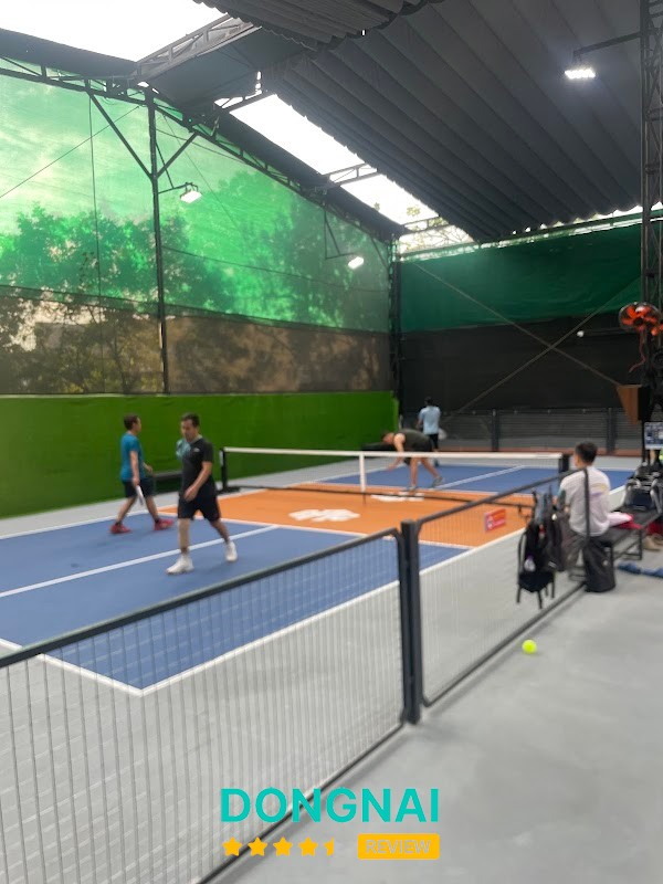 Không gian chơi tại Epic Pickleball