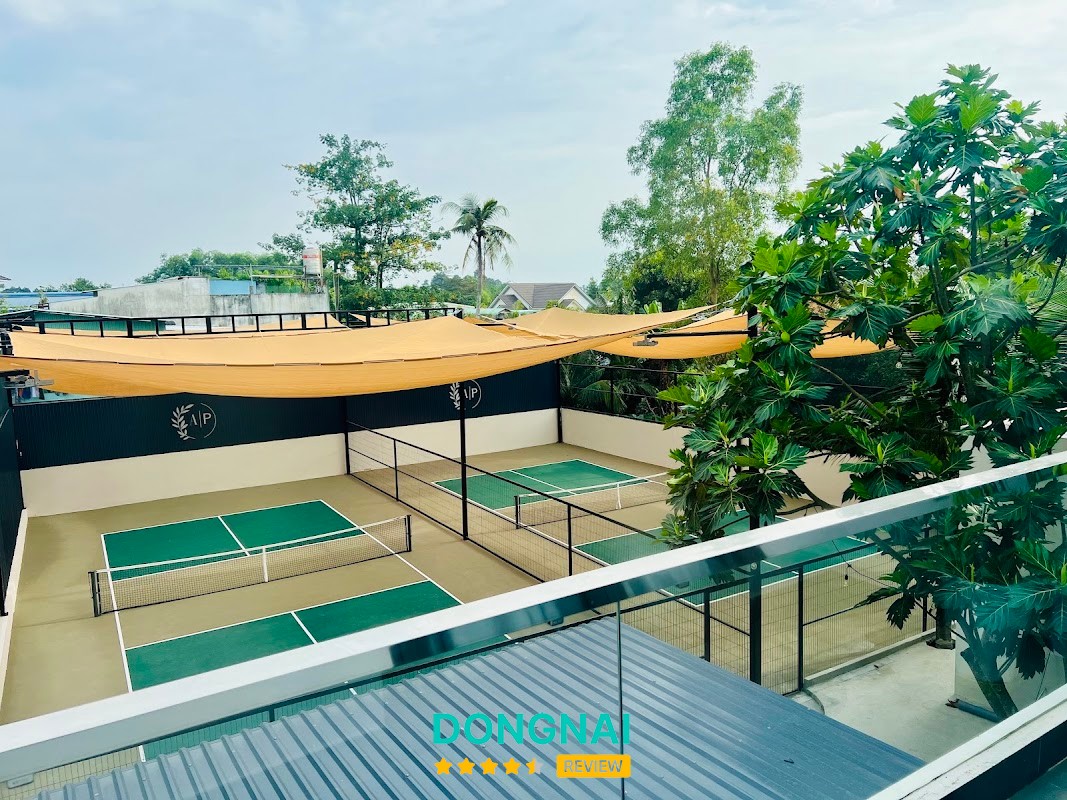 Mặt sân tại AP Pickleball