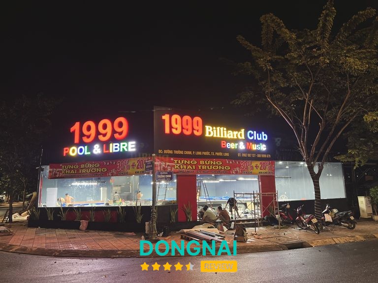 Không gian chơi bida tại Club 1999