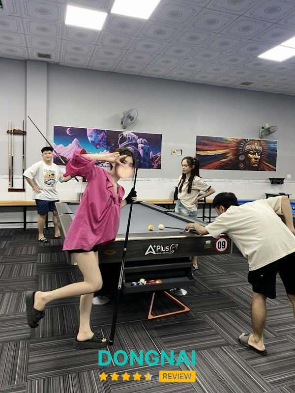 Hình ảnh bàn chơi tại TB Billiards Club