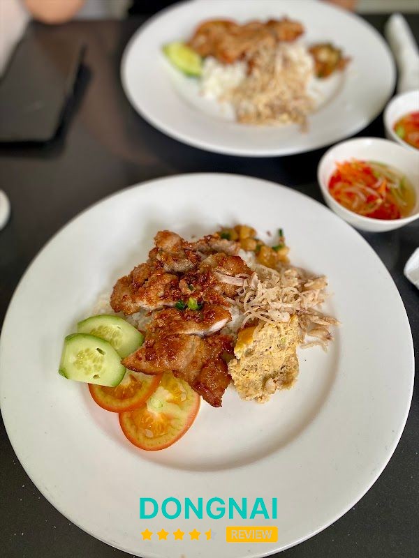 Cơm Tấm Hồng Liên Trấn Biên