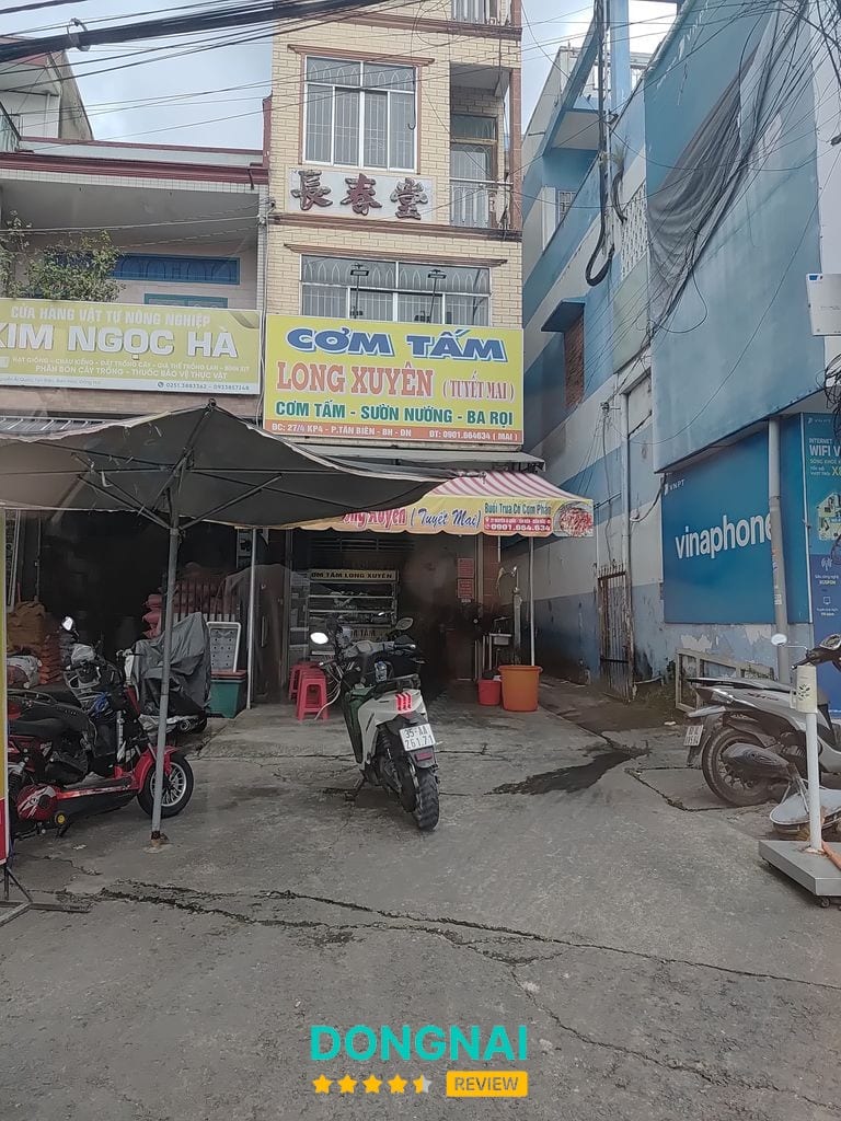 Cơm Tấm Long Xuyên Biên Hoà tại Long Bình