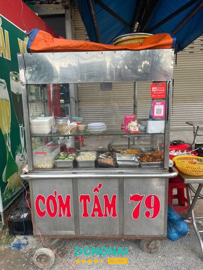 Cơm Tấm 79 đường Song Hành Long Bình