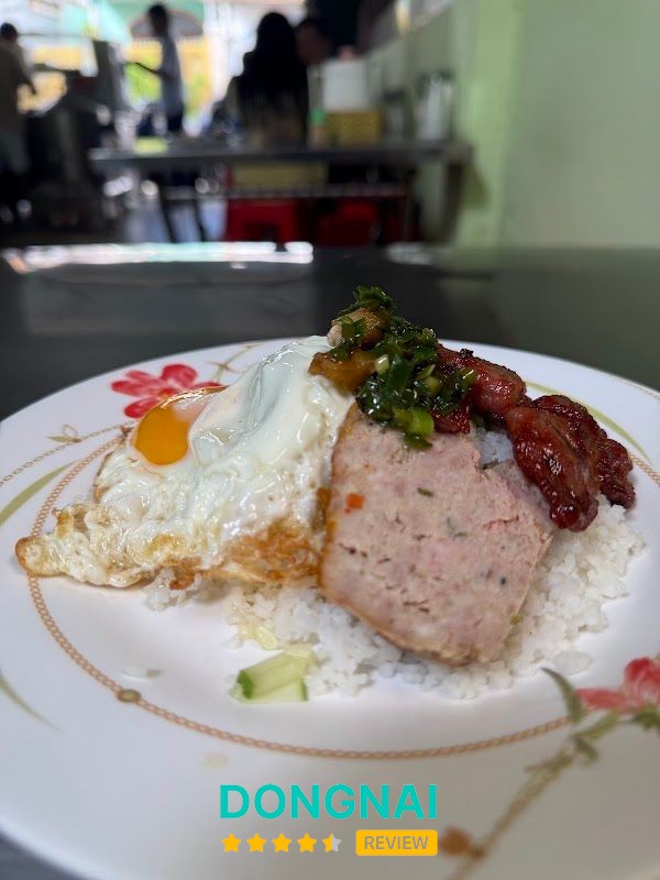 Cơm Tấm Trường Long Khánh