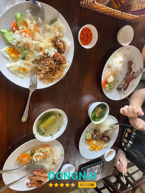 Phần ăn tại cơm tấm nhà G