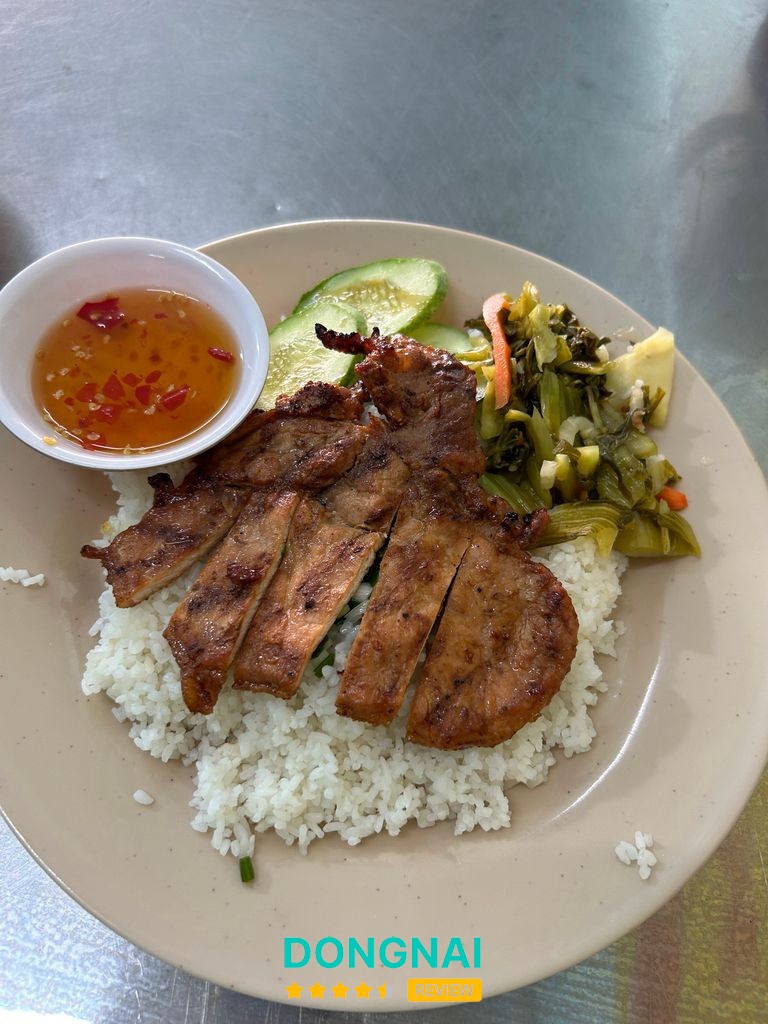 Cơm Tấm B&T - hình ảnh 2