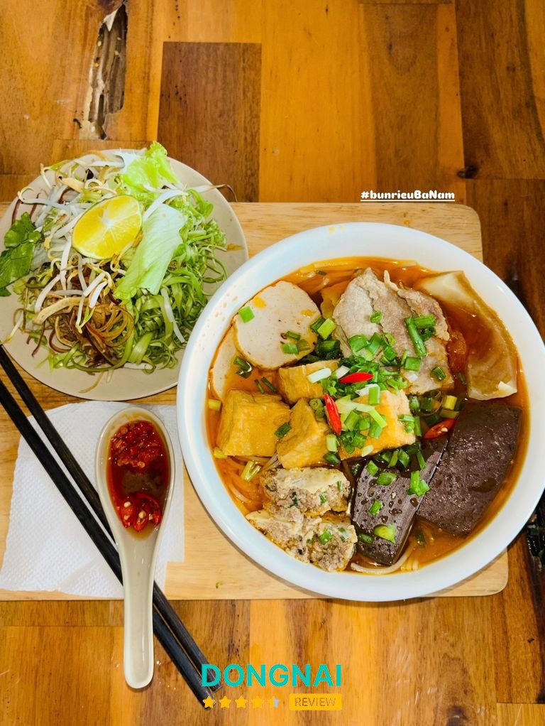 Lẩu Cua Đồng Bà Năm tại Bình Phước