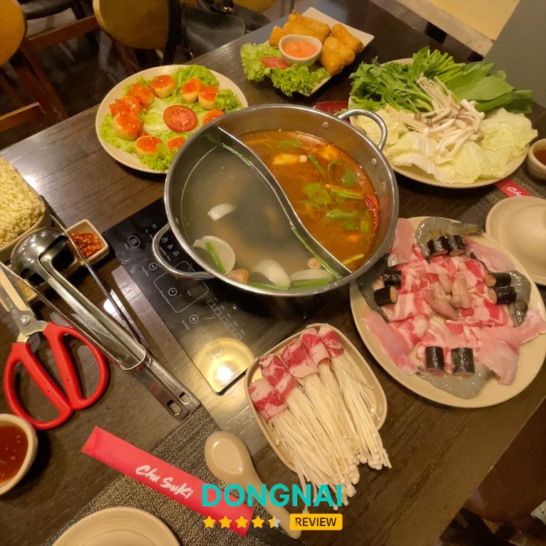 Không gian và thực đơn ChuSuki