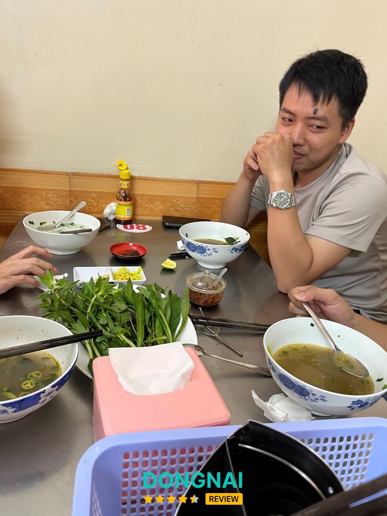 Hình ảnh thực tế Phở Nhật Long