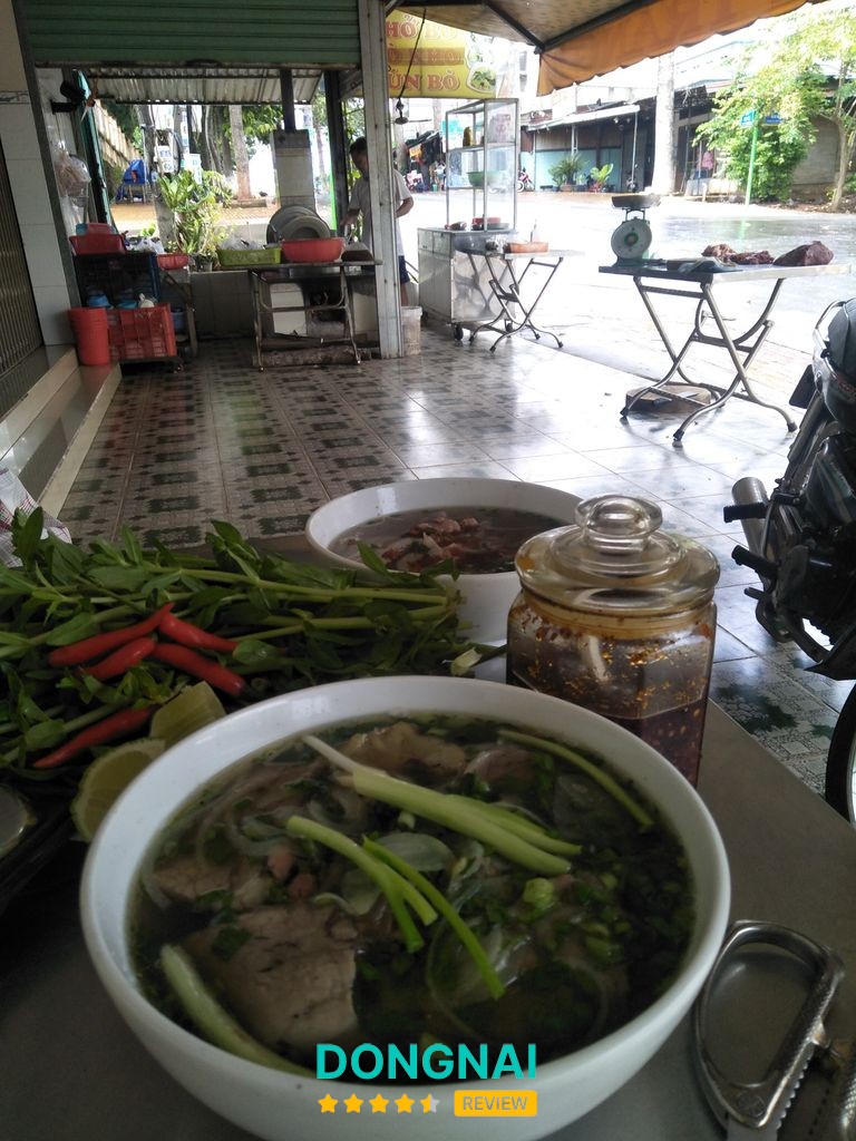 Hình ảnh thực tế Quán Phở Kim Trang