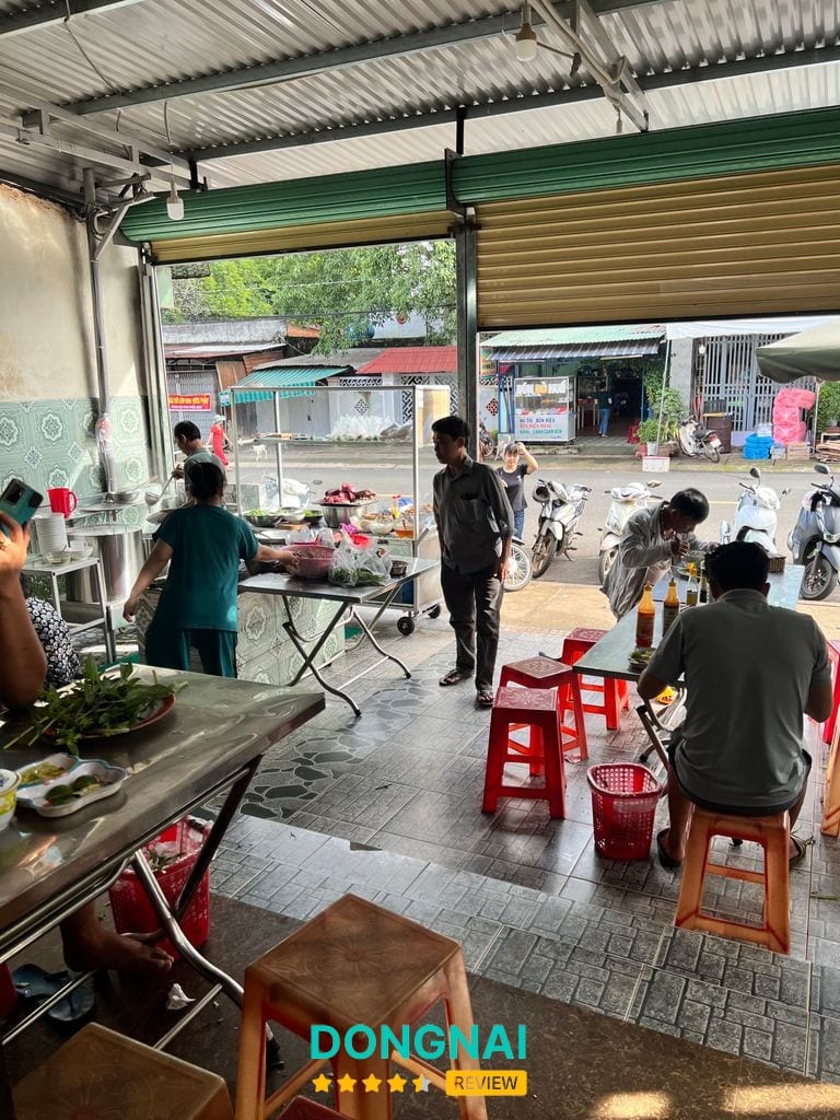 Phở Bà Đề tại Bình Long