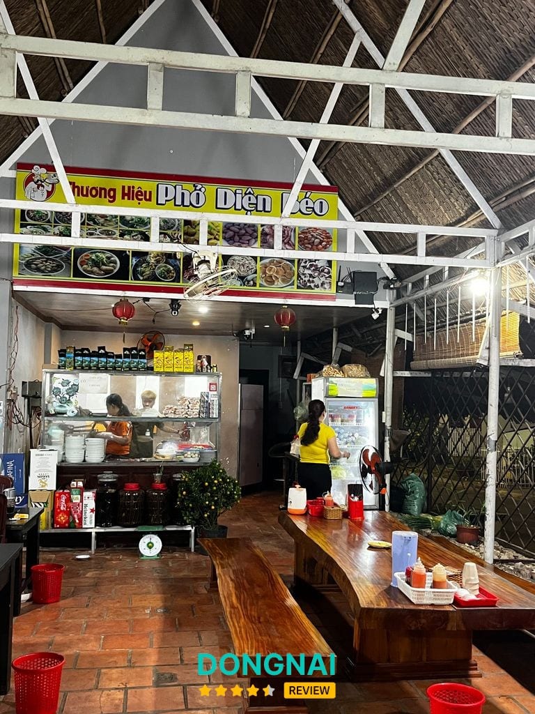 Món ăn tại Phở Diện Béo Hà Nội