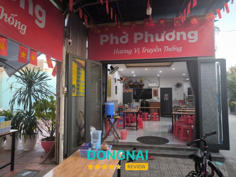 Phở Phương trên đường Bùi Trọng Nghĩa, Trảng Dài