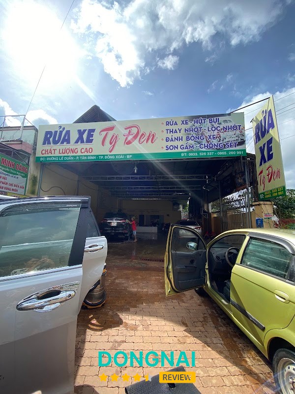 RỬA XE TY ĐEN