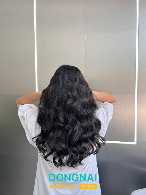 Cây Kéo Vàng Lộc Ninh Hair Teen Hùng