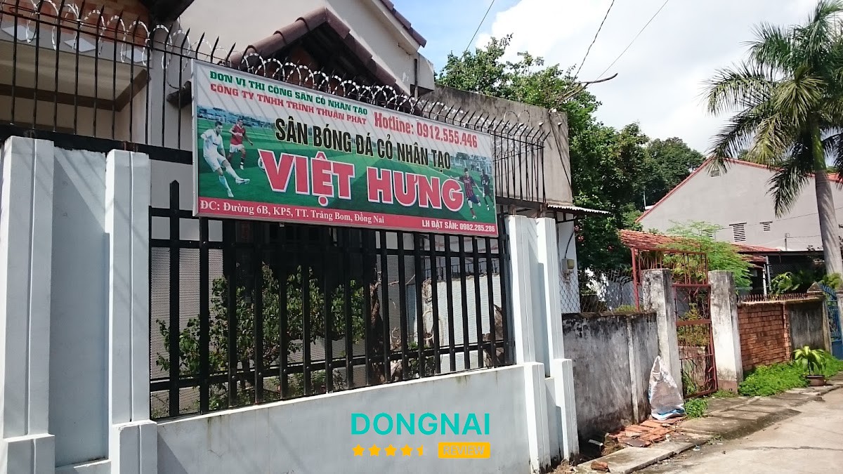 Sân Bóng Đá Cỏ Nhân Tạo Việt Hưng Đồng Nai