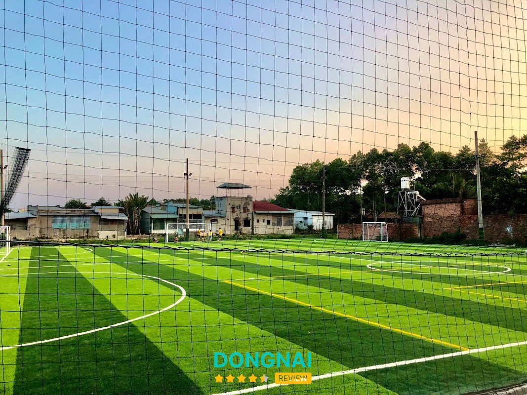 Sân cỏ nhân tạo Hưng Thịnh Đồng Nai