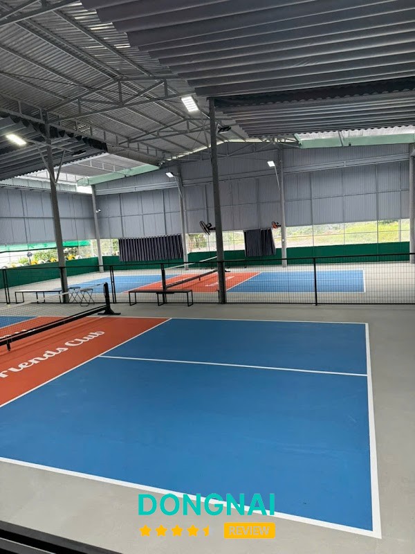 Friends Pickleball Cafe