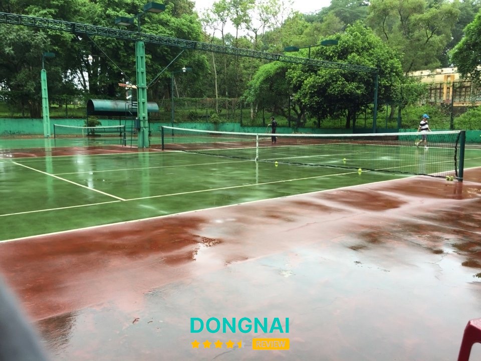 Tennis Stadium Suoi Tre Park Đồng Nai