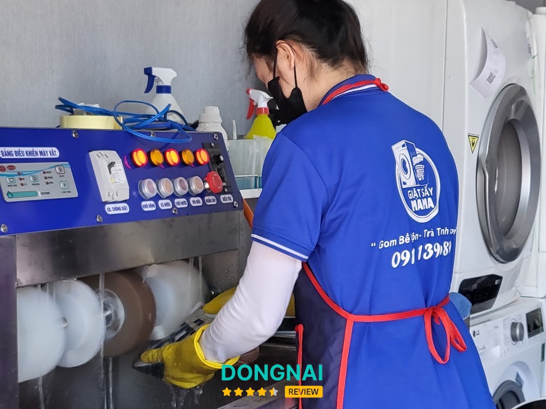 Dịch vụ giặt ủi Võ Văn Tần phường Bình Phước
