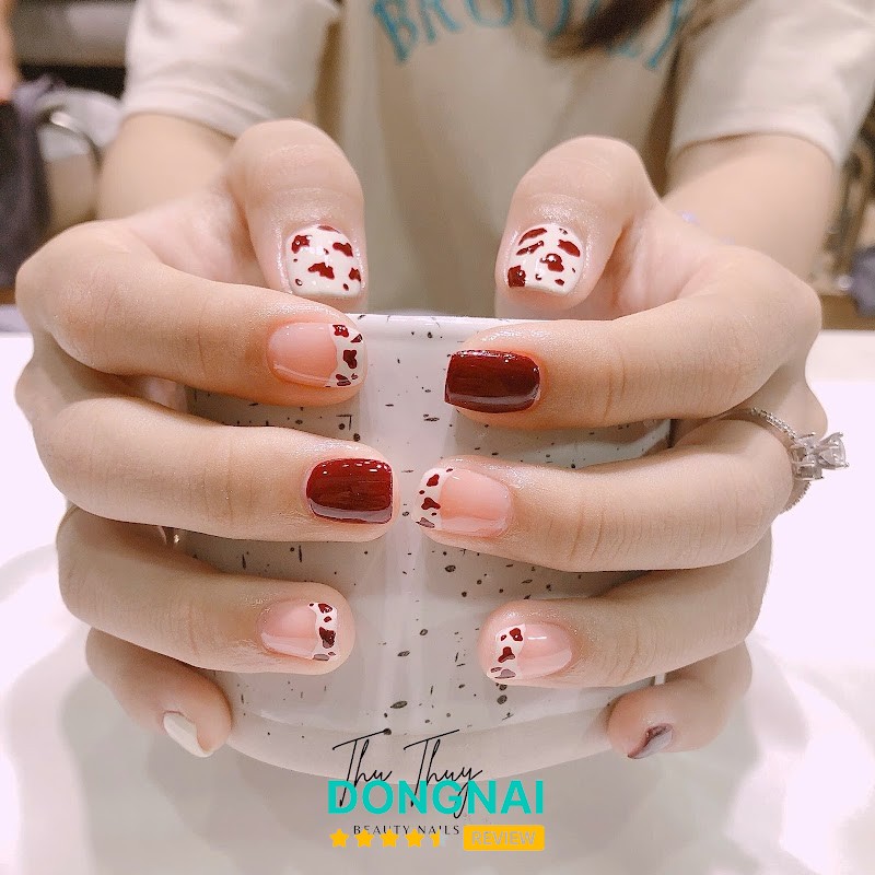 Nail không tiệm Long Bình