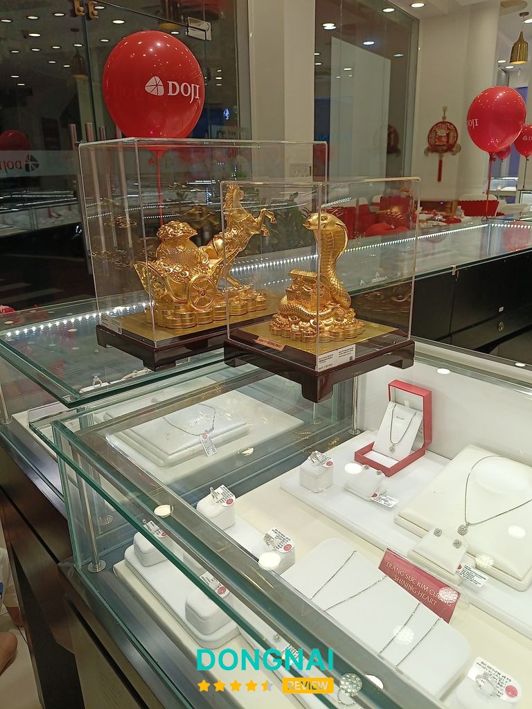 Trung tâm Vàng bạc Trang sức DOJI – hình ảnh 2