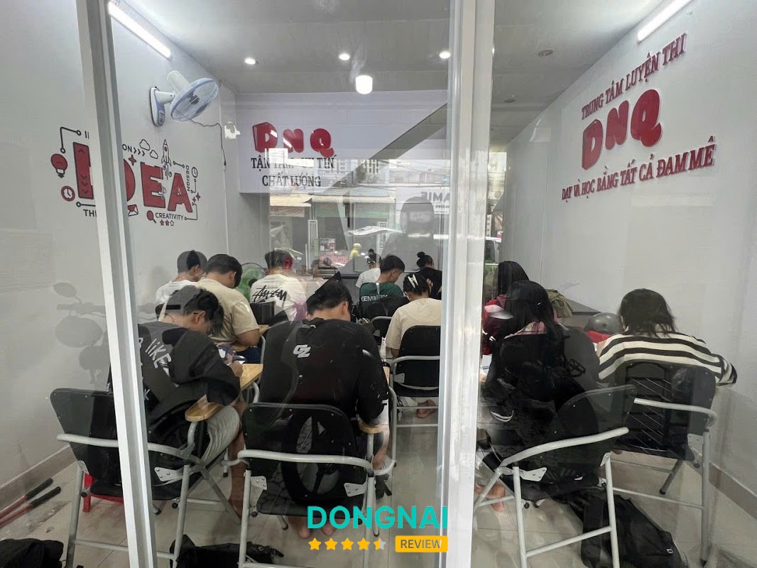 Trung tâm luyện thi DNQ hình ảnh 3