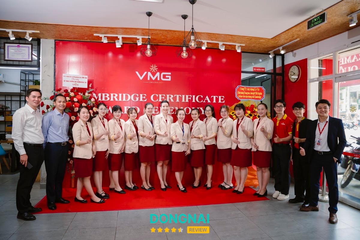 Anh Ngữ Việt Mỹ VMG - Trần Phú Nhơn Trạch