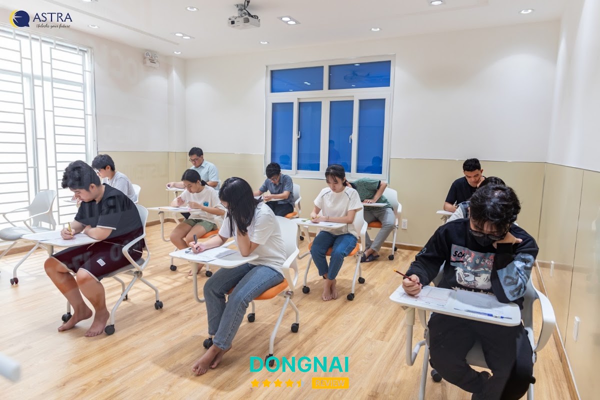 Trung tâm Ngoại ngữ và Tin học Astra – hình ảnh 2