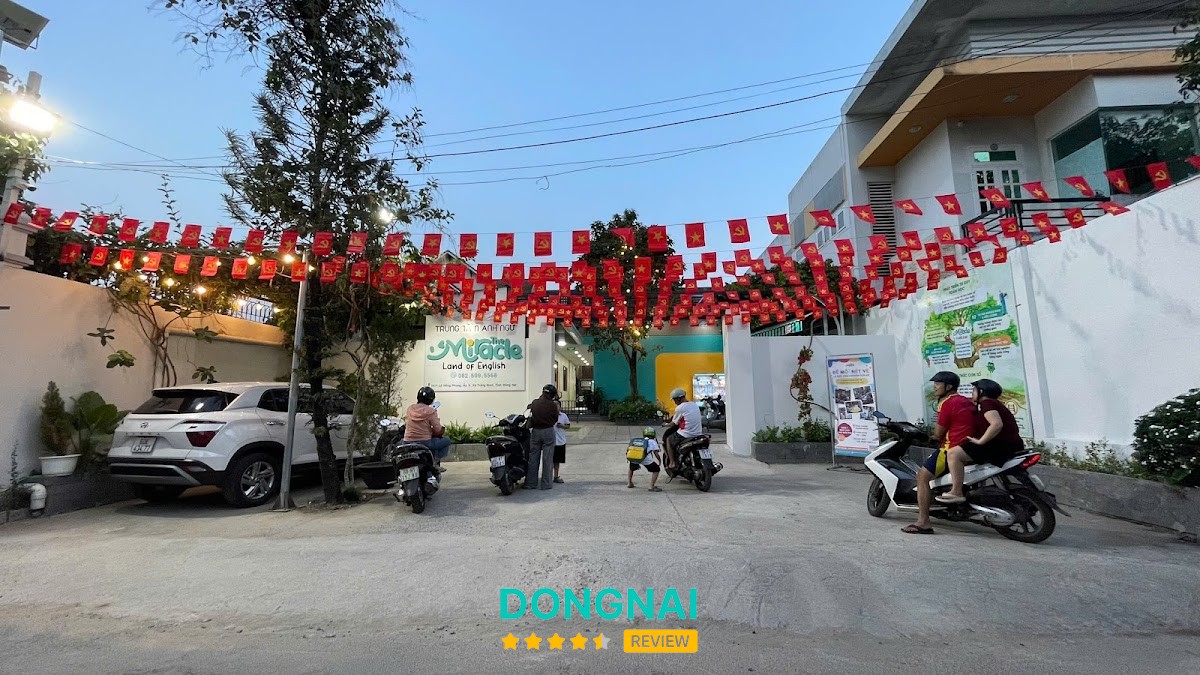 Trung tâm Anh ngữ Miracle Trảng Bom